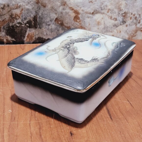Vintage Hand Painted Moriage Dragon Ware Lidded Cigarette Trinket Box Japan - Picture 12 of 13